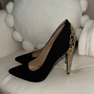 ELEGANT BLACK/GOLD WOMENS HEELS (PUMPS)